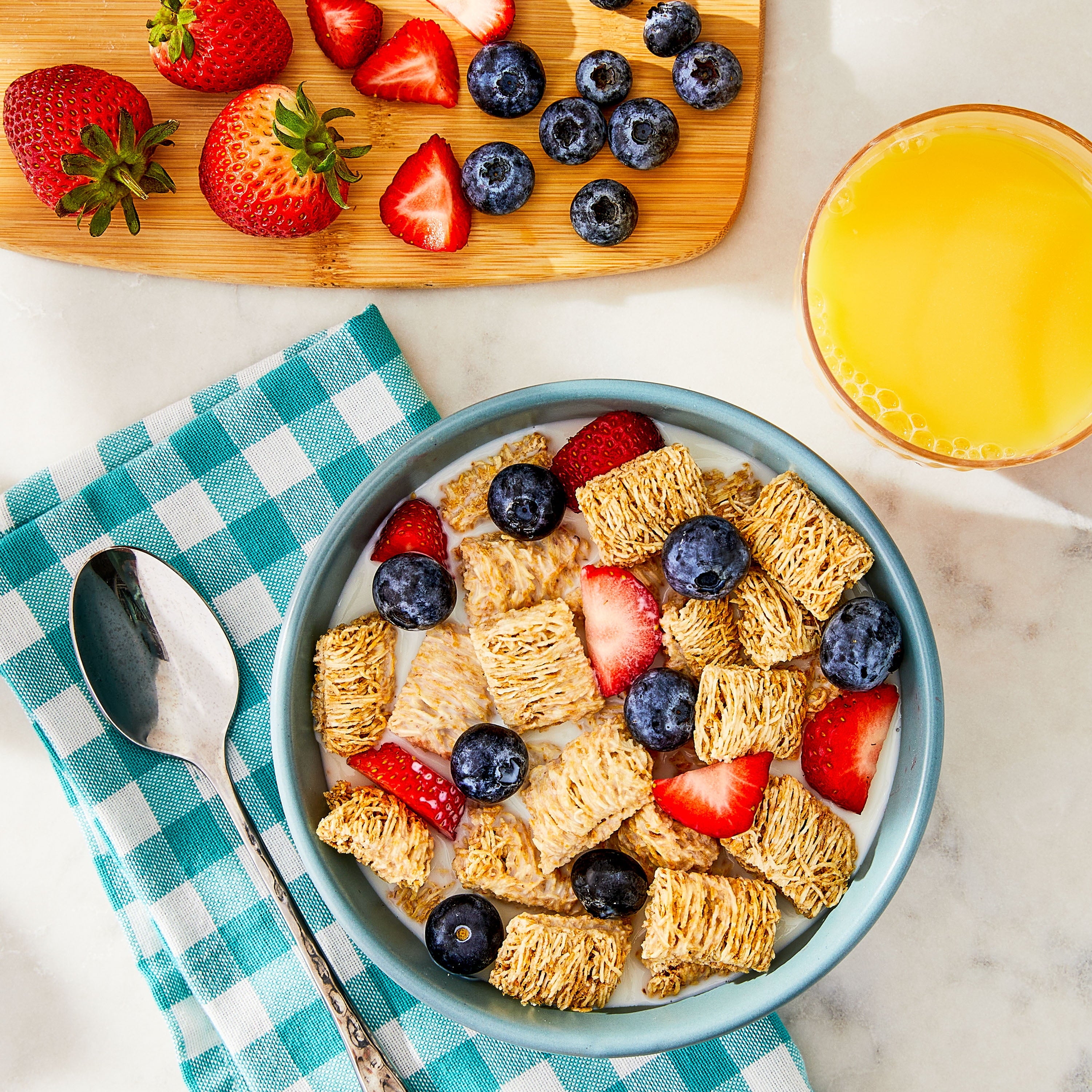 Great Value Bite Size Shredded Wheat Breakfast Cereal, 16.4 oz