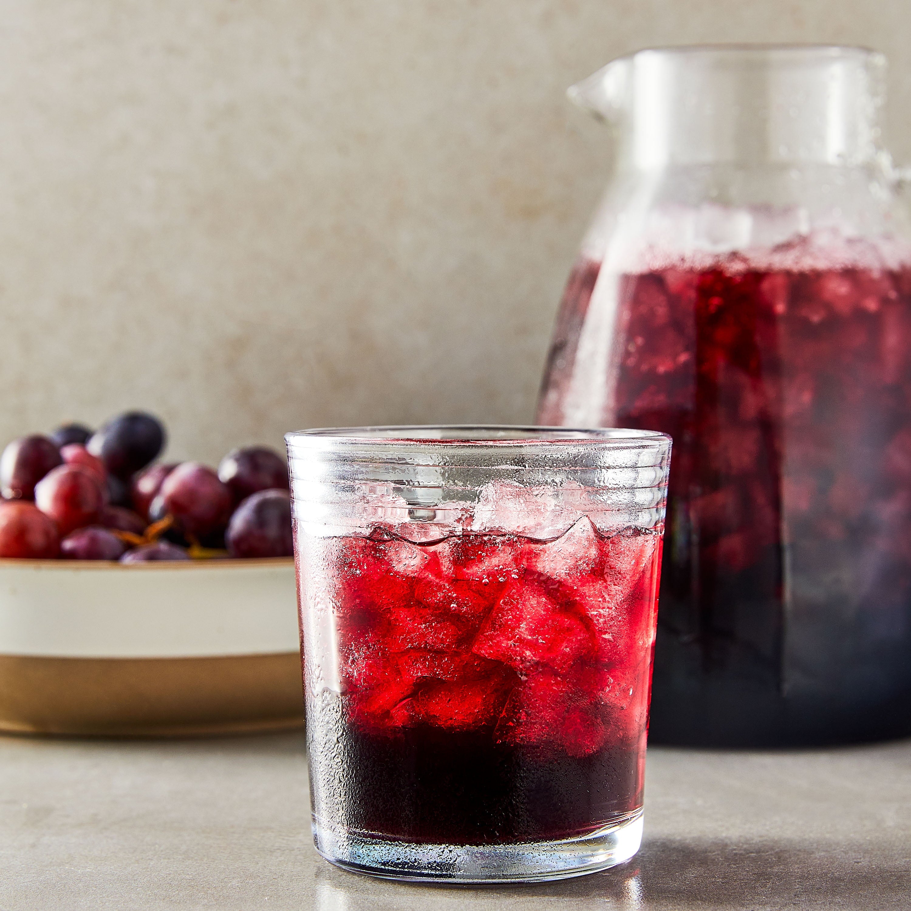 Great Value 100% Concord Grape Juice, 64 fl oz