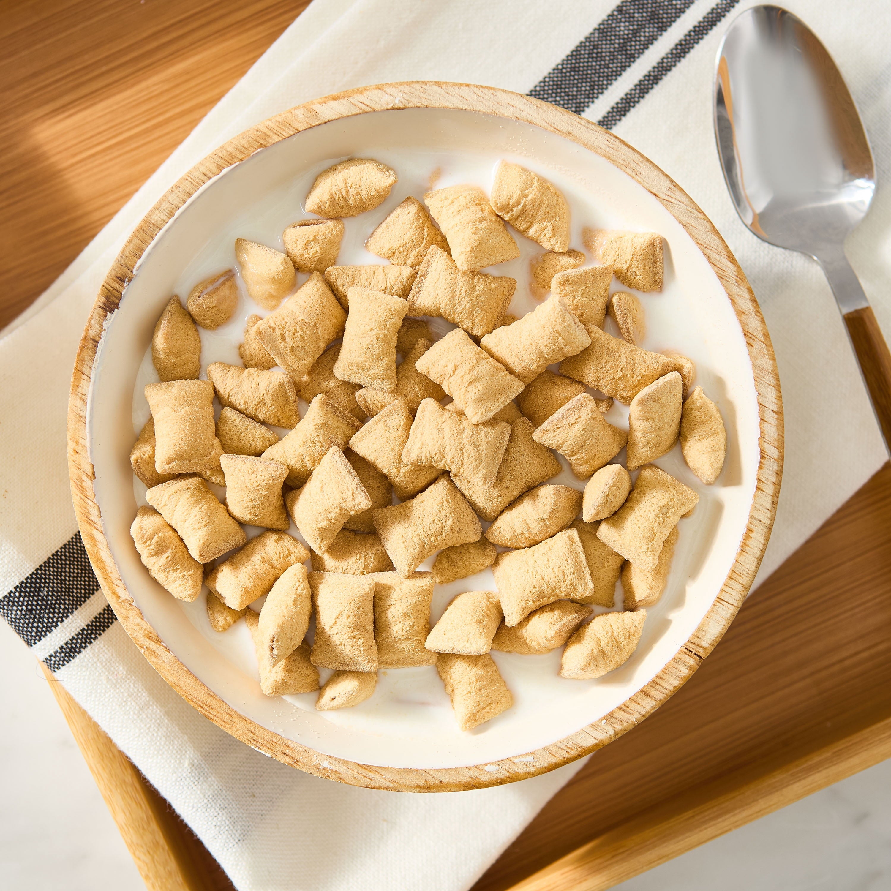 Great Value Crunchy Cinnamon Filled Cereal Bites, 18 oz