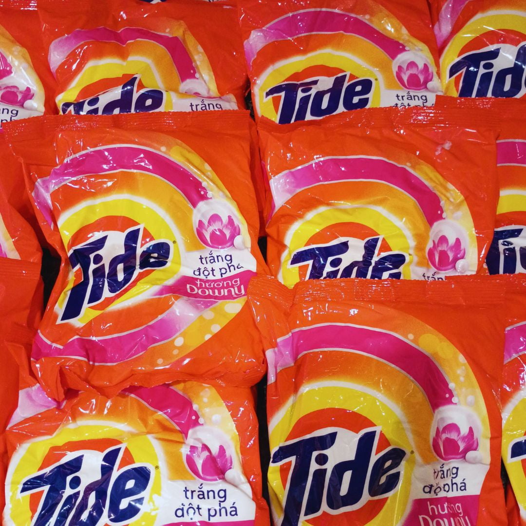 TIDE Super White Detergent 690G/24OZ Made in Vietnam (7)
