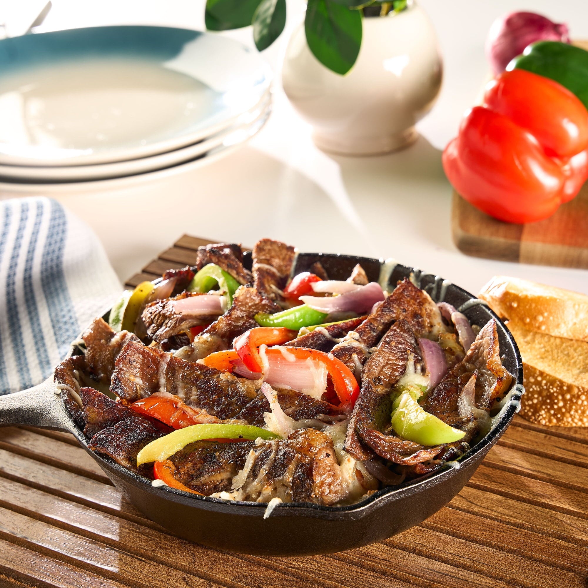 Thin Sliced Bottom Round Beef Steak, 8 per Tray, Fresh, 0.34 - 2.0 lb