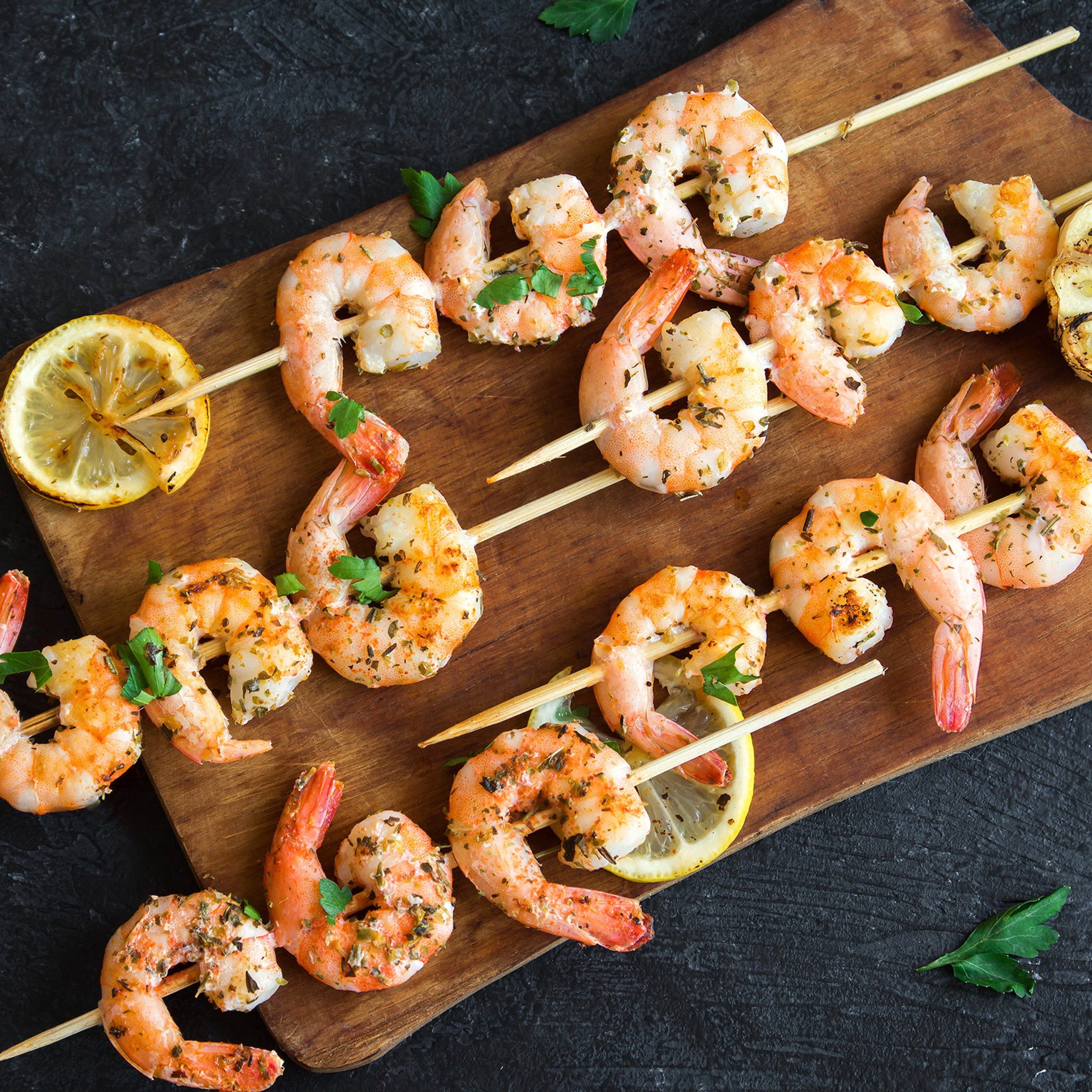 Great Value Frozen Raw Colossal Peeled Deveined Tail-on Shrimp, 12 oz Bag (16-22 Count per lb)